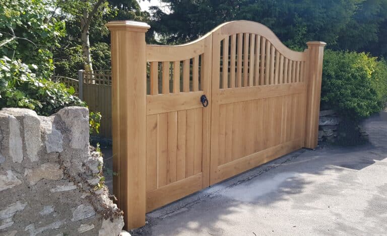 solid oak gates